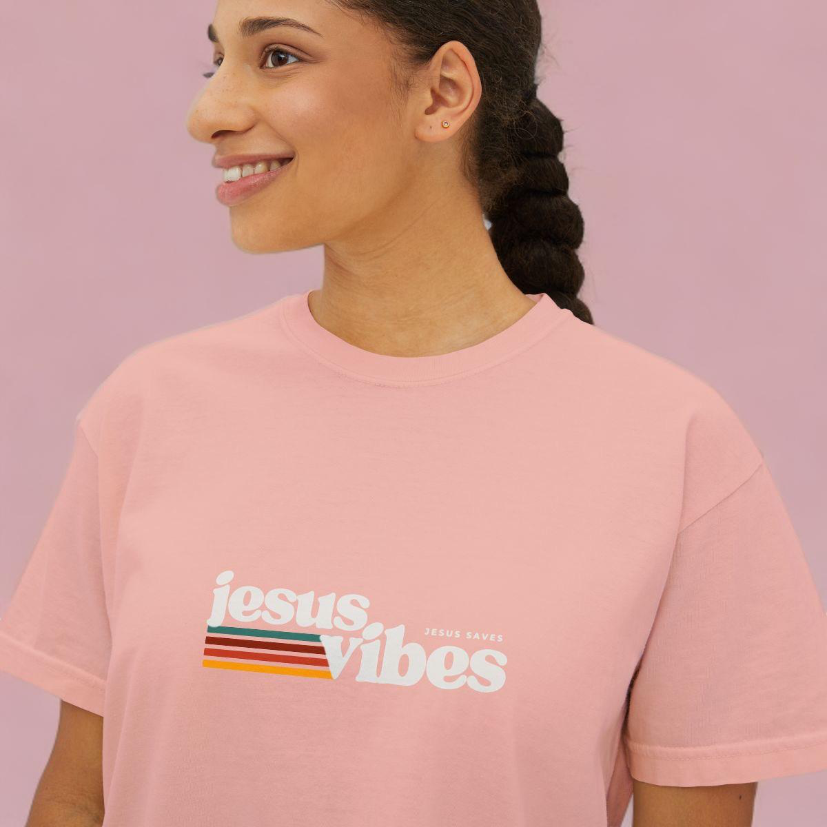 JESUS VIBES - BOXY TEE