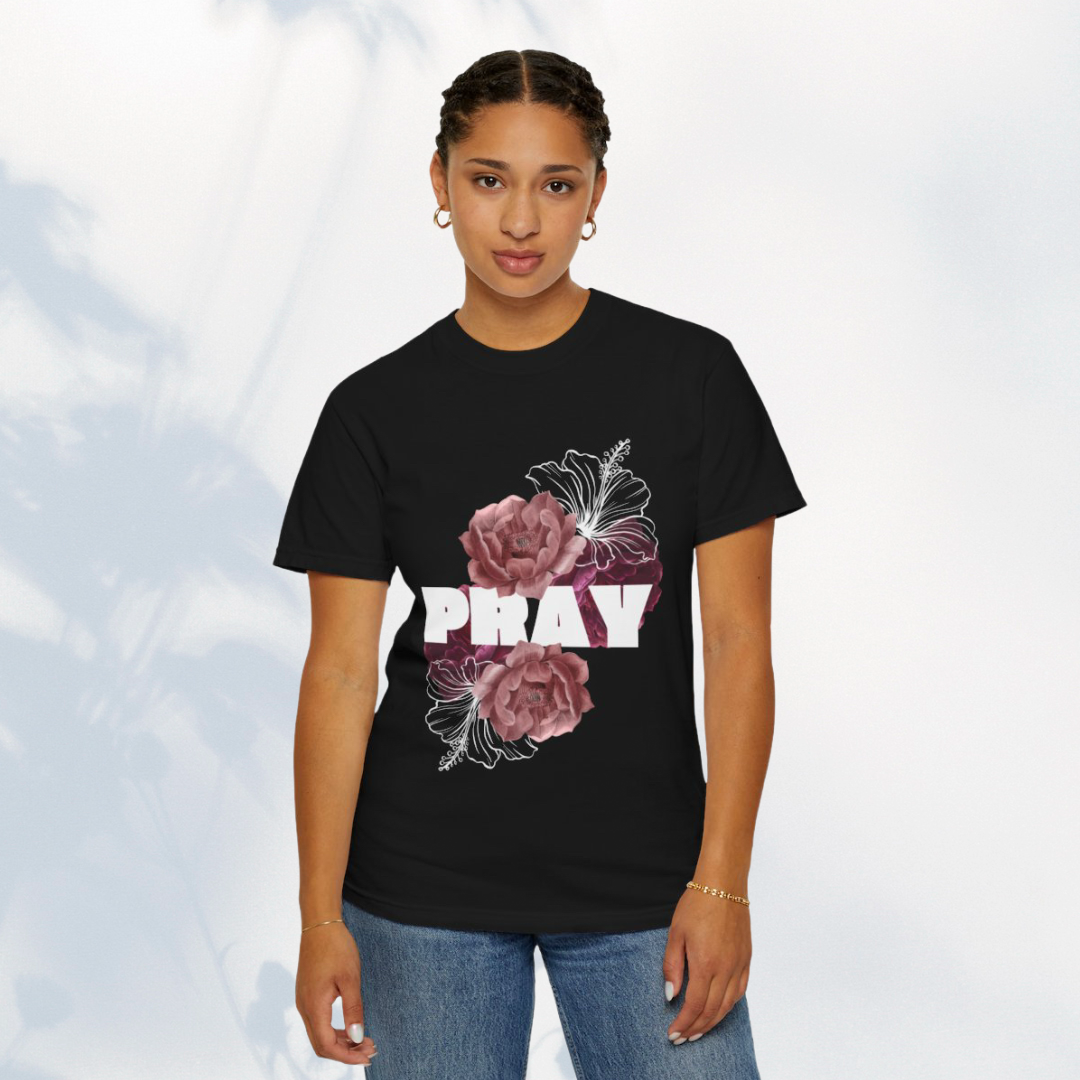 PRAY - TEE